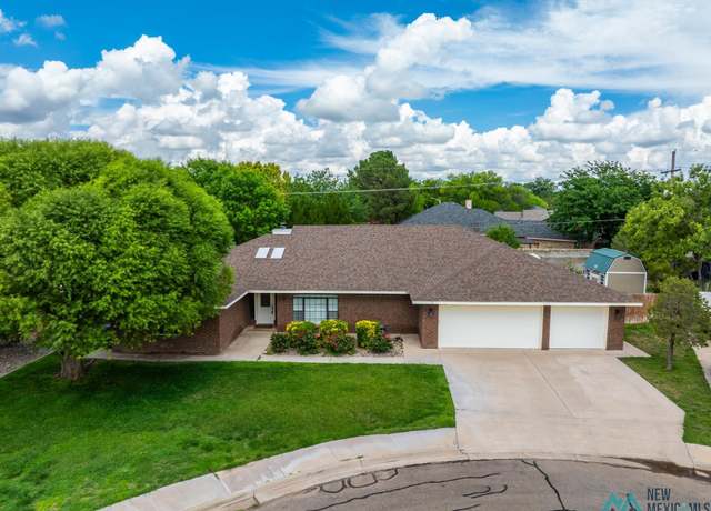 Property at 5 Victoria Ct, Roswell, NM 88201, 4 beds, 2.5 baths
