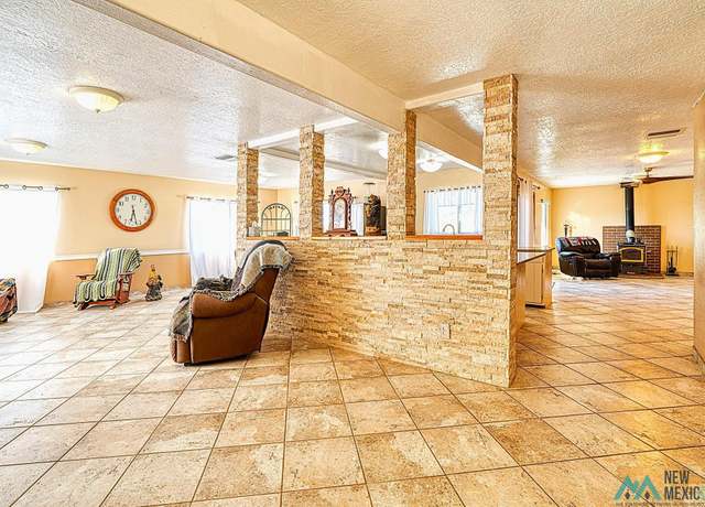 Property at 555 S Florence St, Gallup, NM 87301, 3 beds, 3 baths