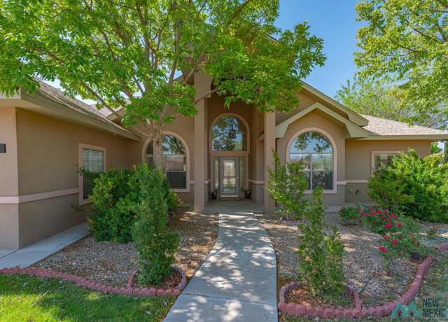 Property at 900 Brazos St, Roswell, NM 88201, 4 beds, 3 baths
