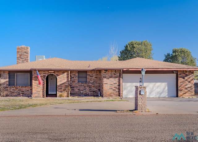 Property at 2004 Aspen St, Portales, NM 88130, 3 beds, 2 baths