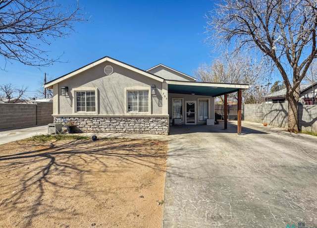Property at 705 N Second St, Carlsbad, NM 88220, 5 beds, 4 baths