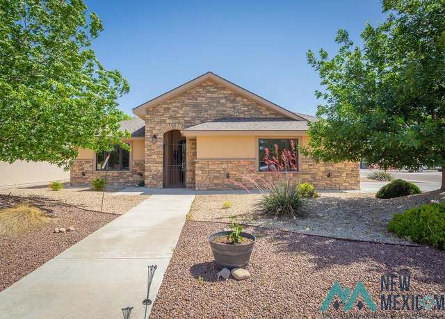 Property at 1222 Karabella Way, Roswell, NM 88201, 3 beds, 2 baths