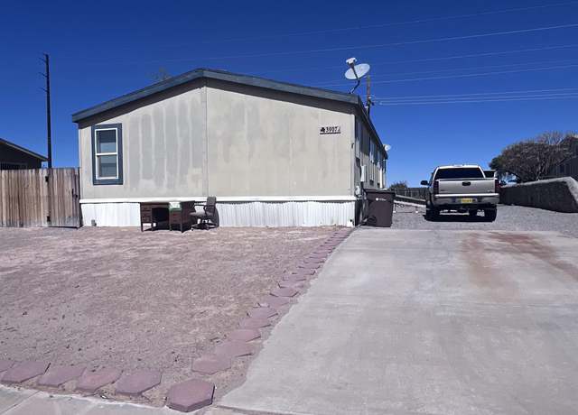 Property at 3907 North Fork St, Las Cruces, NM 88012, 3 beds, 2 baths