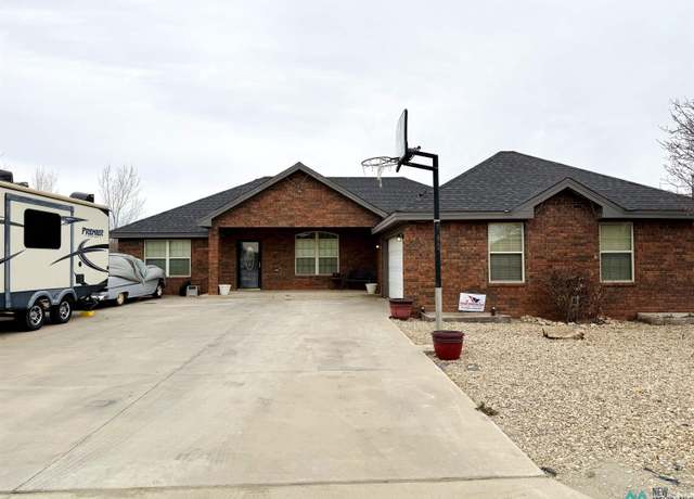 Property at 1347 Oakwood Cir, Portales, NM 88130, 4 beds, 3 baths