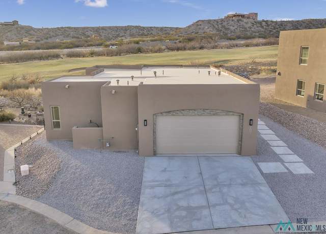 Property at 201 Las Cruces Dr, Elephant Butte, NM 87935, 3 beds, 2 baths
