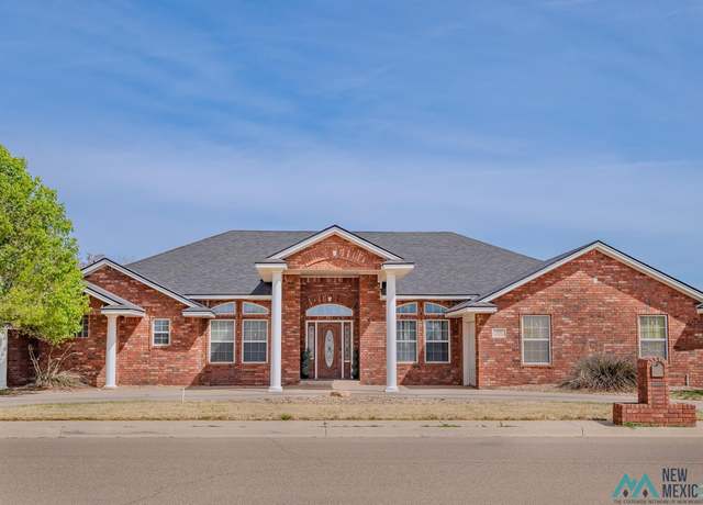 Property at 228 Asher Dr, Clovis, NM 88101, 4 beds, 2.5 baths