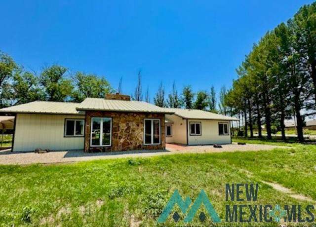 Property at 706 W Cherry Ln, Carlsbad, NM 88220, 4 beds, 2.5 baths