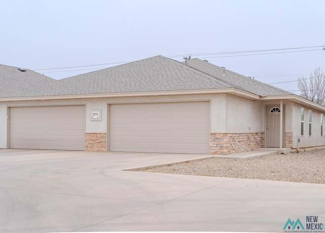 Property at 2624 E 14th St, Clovis, NM 88101, 3 beds, 2 baths