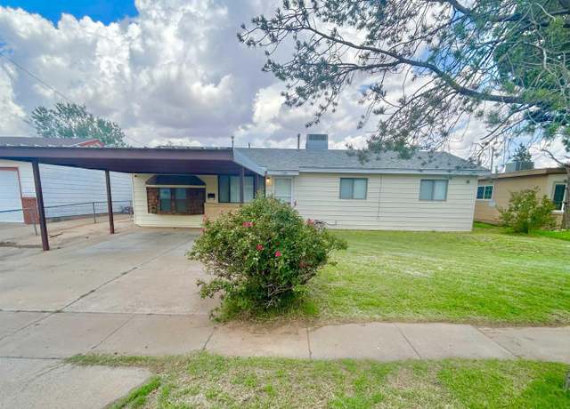 Property at 1128 N Grayson St, Hobbs, NM 88240, 3 beds, 1 bath
