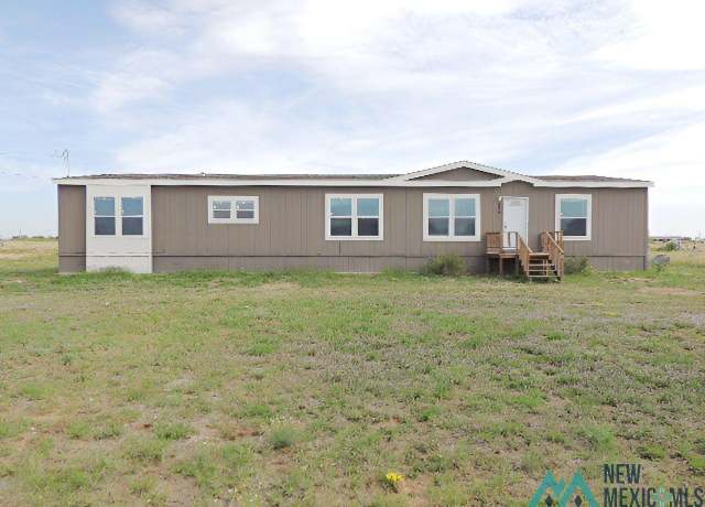 Property at 216 W Cottonwood Ln, Hobbs, NM 88240, 4 beds, 2 baths
