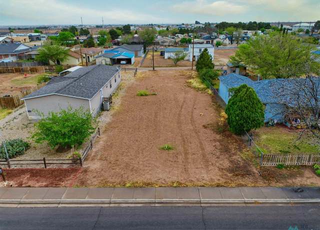 Property at 2310 Wildrose St, Carlsbad, NM 88220