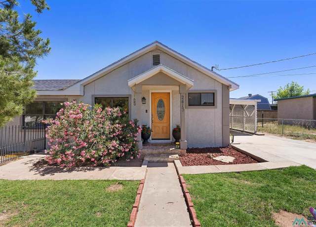 Property at 2413 Hudson St, Carlsbad, NM 88220, 2 beds, 1 bath