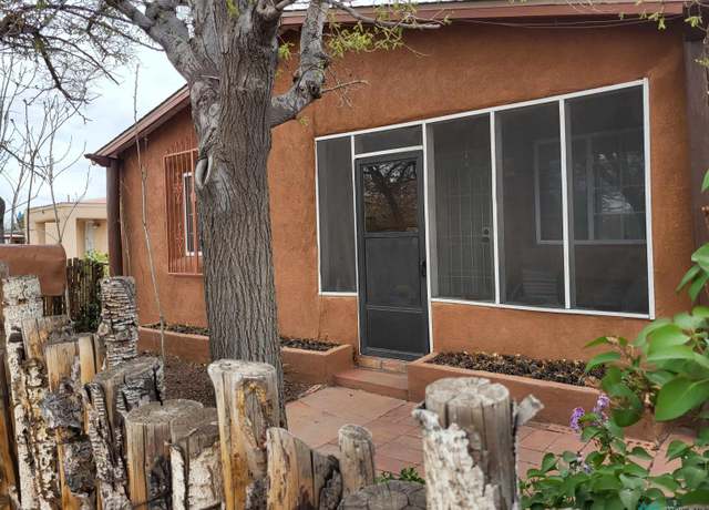 Property at 906 Franciscan NE Street St, Albuquerque, NM 87102, 6 beds, 3 baths