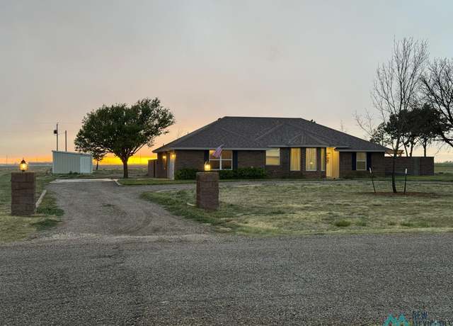 Property at 8324 La Linda Ln, Clovis, NM 88101, 3 beds, 2 baths