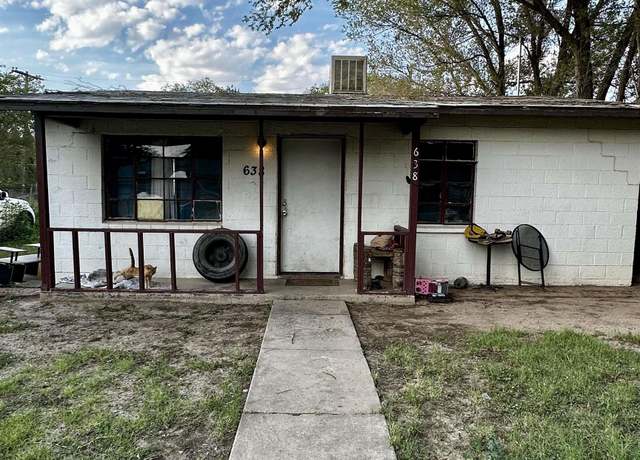 Property at 638 E Orange St, Roswell, NM 88201, 2 beds, 1 bath
