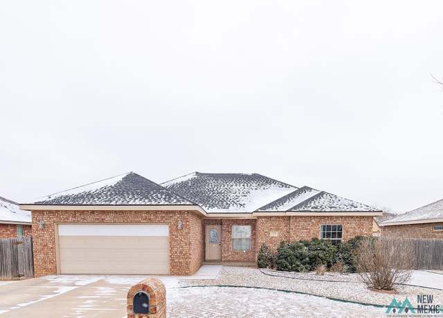 Property at 3309 Northglen Dr, Clovis, NM 88101, 3 beds, 2 baths