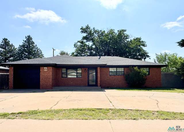 Property at 313 Cactus Dr, Clovis, NM 88101, 3 beds, 2 baths