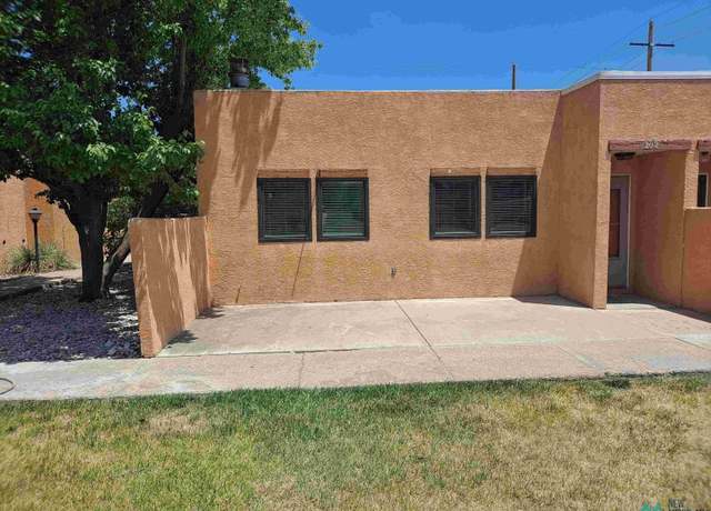 Property at 1202 S Sunset Ave, Roswell, NM 88203, 3 beds, 2 baths