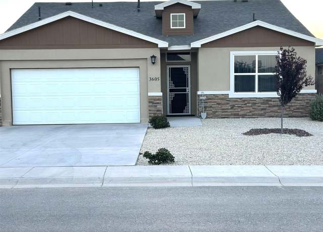 Property at 3605 Saguaro Dr, Carlsbad, NM 88220, 3 beds, 2.5 baths