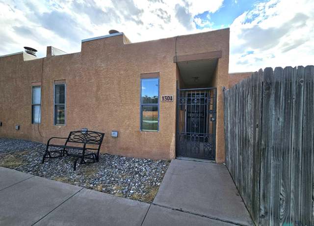 Property at 1304 S Sunset Ave, Roswell, NM 88203, 2 beds, 2 baths