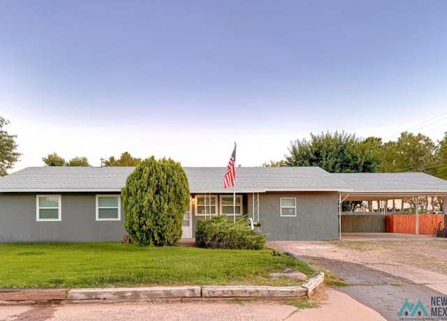 Property at 210 Twin Diamond Rd, Roswell, NM 88201, 4 beds, 2 baths