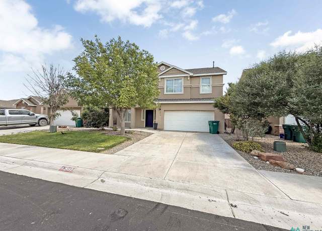 Property at 5013 W Big Red Rd, Hobbs, NM 88240, 4 beds, 2.5 baths