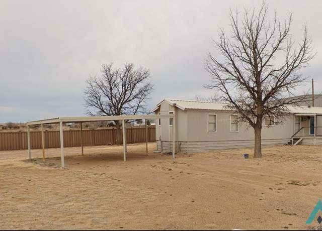 Property at 201 Pueblo Dr, Logan, NM 88426, 3 beds, 2 baths