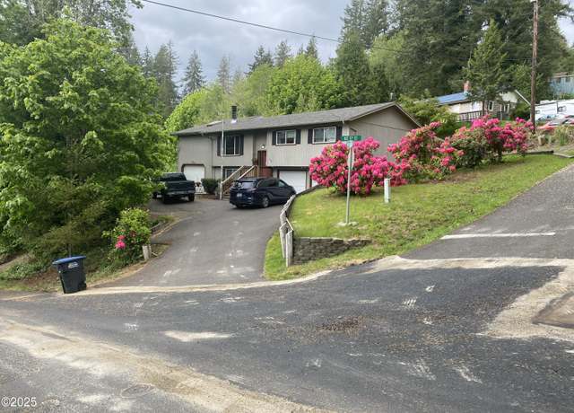 Property at 630 NE Alder St, Toledo, OR 97391, 3 beds, 2.5 baths