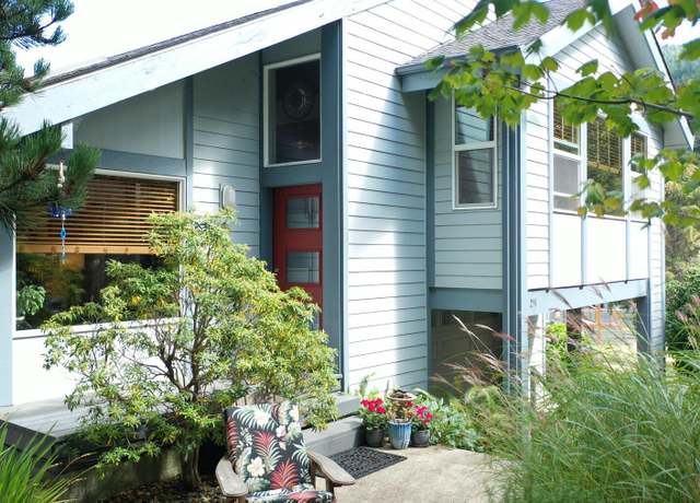 Property at 251 Combs Cir, Yachats, OR 97498, 2 beds, 2 baths