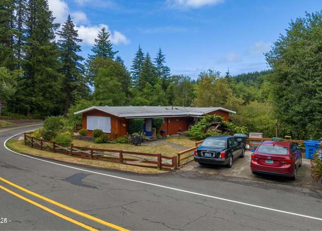 Property at 542-546 NW Skyline Dr, Toledo, OR 97391, 6 beds, 3 baths