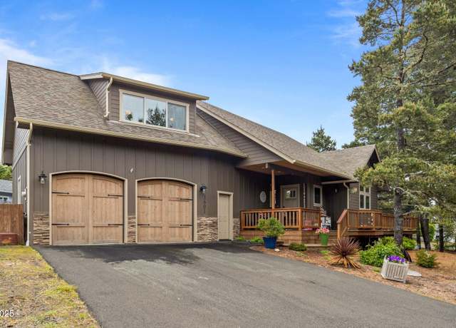 Property at 3601 NW Shore View Loop, Waldport, OR 97394, 3 beds, 3 baths