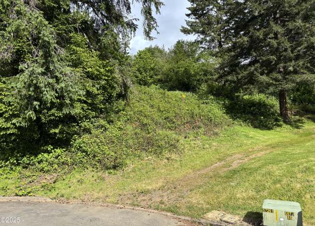 Property at 530 NW Radio Ct, Toledo, OR 97391