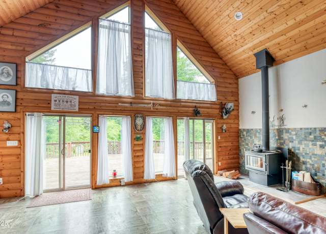 Property at 22027 Siletz Hwy, Siletz, OR 97380, 3 beds, 3.5 baths