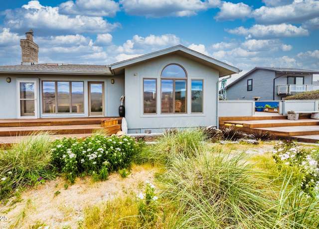 Property at 329 Salishan Dr, Gleneden Beach, OR 97388, 3 beds, 4 baths
