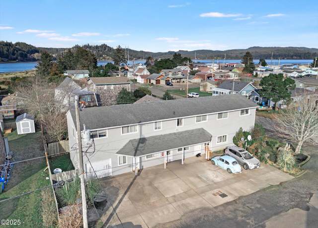 Property at 180 NE Grant St Unit 1,2,3,4,5, Waldport, OR 97394, 8 beds, 6 baths