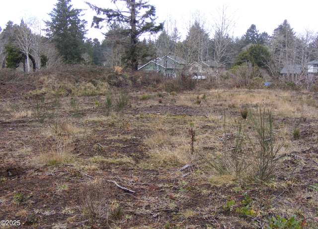 Property at 700 SE 97th Ct, South Beach, OR 97366