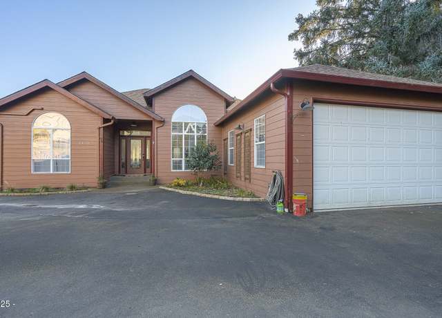 Property at 2470 NE Voyage Loop, Lincoln City, OR 97367, 3 beds, 2 baths