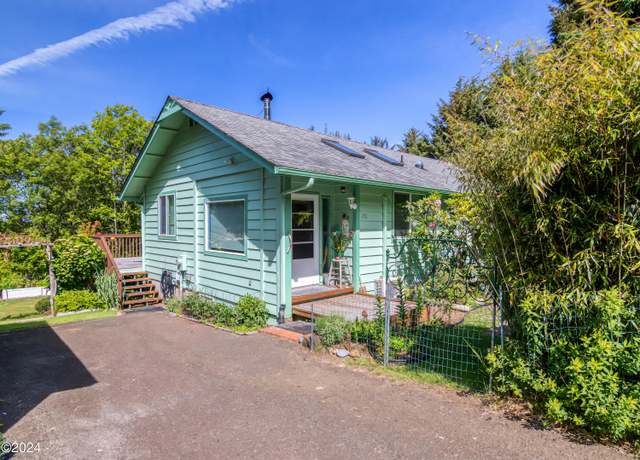 Property at 2711 NE Hemlock Dr, Yachats, OR 97498, 2 beds, 1 bath