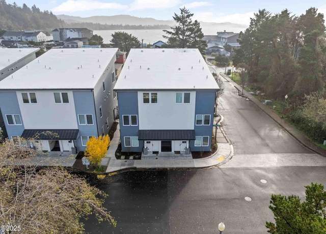 Property at 918 SW 48th St Unit 4, Lincoln City, OR 97367, 2 beds, 2 baths