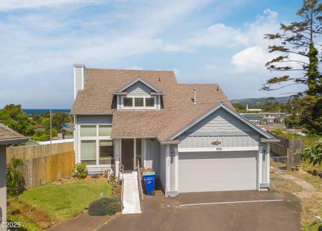 Property at 1699 NE 19th St, Lincoln City, OR 97367, 3 beds, 2.5 baths