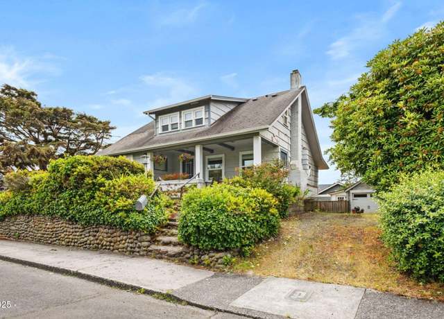 Property at 780 S Columbia St, Seaside, OR 97138, 3 beds, 2 baths