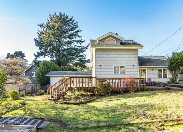 Property at 732 SW 28th St, Lincoln City, OR 97367, 2 beds, 2 baths