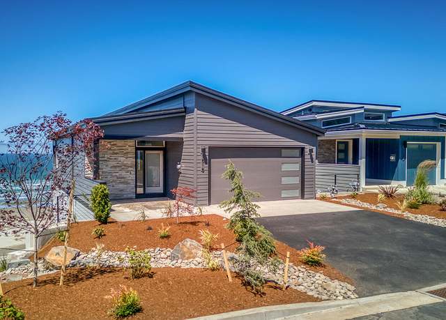 Property at 1515 NW Spring St, Newport, OR 97365, 4 beds, 3.5 baths