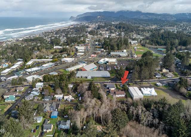 Property at 2022 NE 21st St, Lincoln City, OR 97367, 2 beds, 2 baths