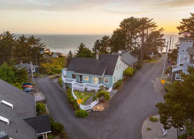 Property at 870 SW 10th St, Lincoln City, OR 97367, 3 beds, 2 baths