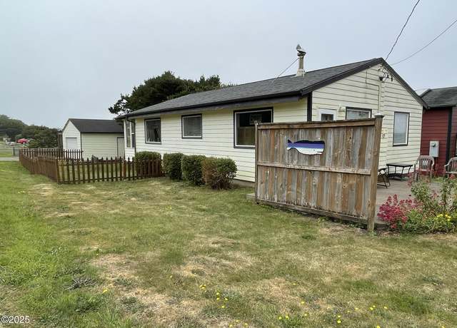 Property at 412 Marine Dr, Yachats, OR 97498, 2 beds, 1 bath
