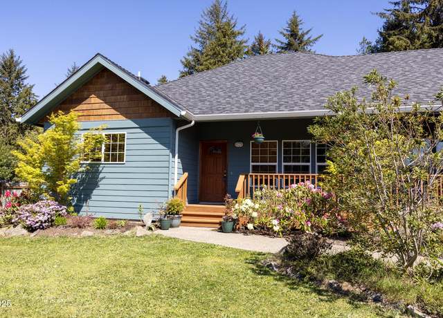 Property at 735 E Collins St, Depoe Bay, OR 97341, 3 beds, 3 baths