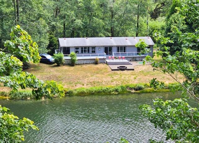 Property at 442 E Bain Dr, Waldport, OR 97394, 3 beds, 2 baths