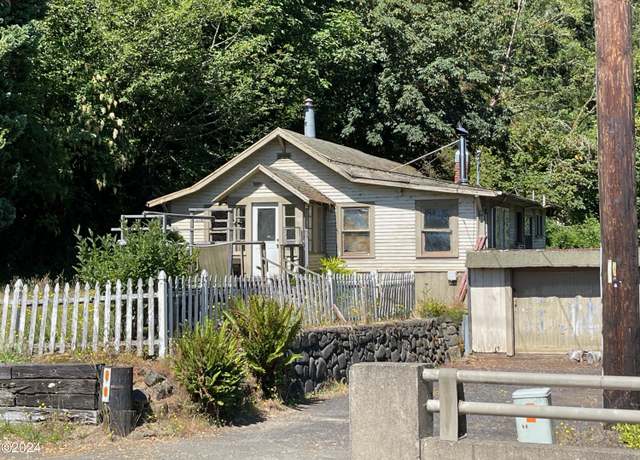 Property at 575 N Bay Blvd, Toledo, OR 97391, 2 beds, 1 bath