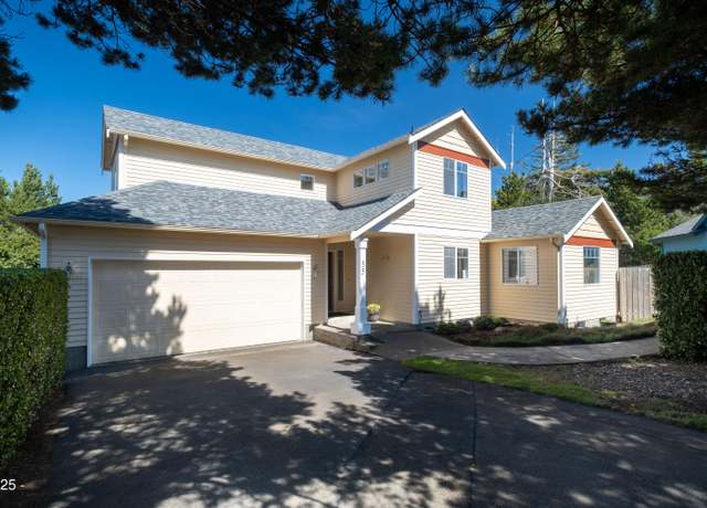 Property at 35 Evergreen Ct, Depoe Bay, OR 97341, 3 beds, 2.5 baths
